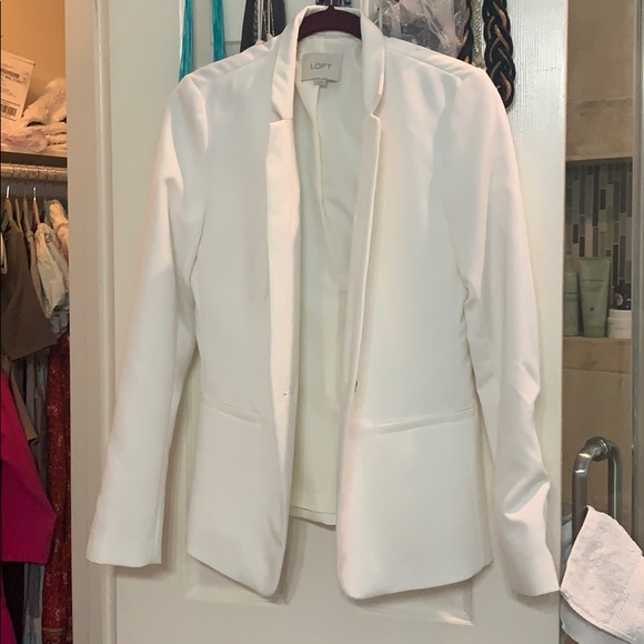 LOFT Jackets & Blazers - Ann Taylor LOFT Ivory Blazer Size 2
